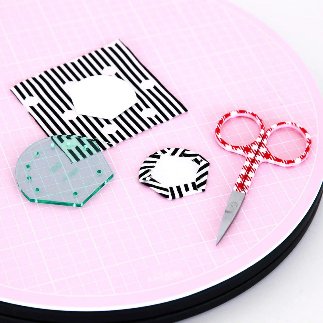 Sue Daley 16 Inch Rotating Cutting Mat