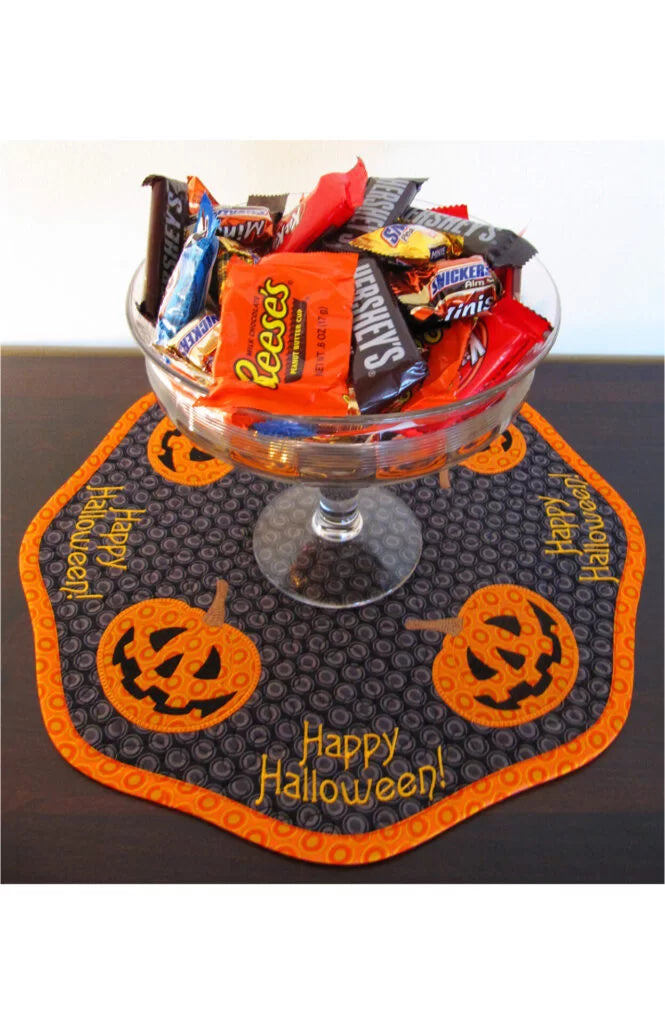 Petite Table Toppers Col 2 -Halloween Machine Embroidery