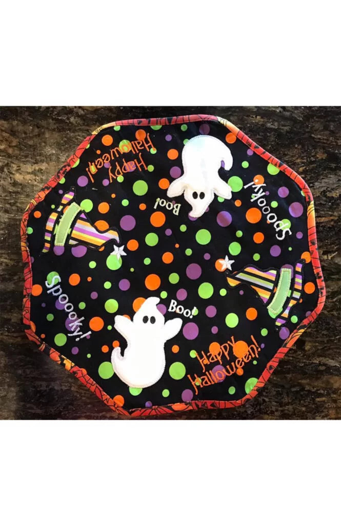 Petite Table Toppers Col 2 -Halloween Machine Embroidery