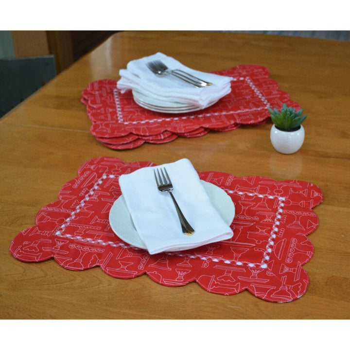 Scalloped Placemats by Poor House Quilt Designs